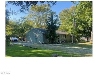 1174 Maple Ave, Madison, OH 44057