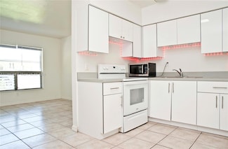 2206 Fillmore St Unit 6, Hollywood, FL 33020