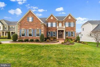 1384 Bishop Crest Ct, Alexandria, VA 22308