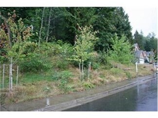 1028 Kenoyer Dr, Bellingham, WA 98229