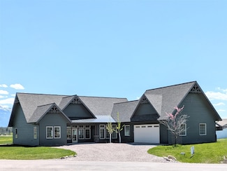 585 Dayton St SE, Ronan, MT 59864