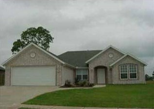 211 Beasley Dr, Centerton, AR 72719