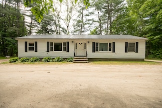 289 Shaker Rd, Gray, ME 04039