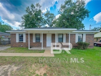 631 Oak St, Saraland, AL 36571
