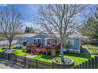 266 River Place Dr Unit sp61, Roseburg, OR 97471