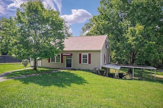 1212 Crescent Dr, Cookeville, TN 38501