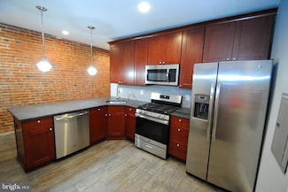 241 High St Unit 4, Burlington, NJ 08016