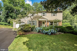 301 Francis Dr, Havertown, PA 19083