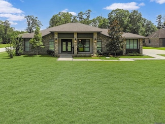 9788 Hunter Brook Ln, Denham Springs, LA 70706