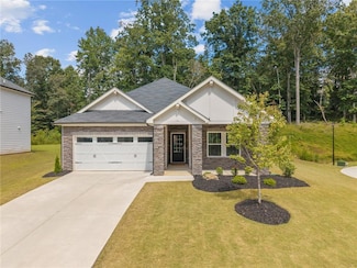 181 Longleaf St, Dawsonville, GA 30534