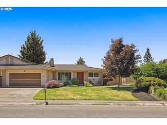 945 Meadowvale Ln, Woodburn, OR 97071