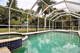 1901 Curling Ave, Naples, FL 34109