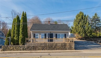 670 Putnam Pike, Greenville, RI 02828