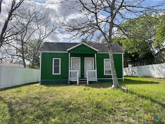 342 Hord St, Goliad, TX 77963