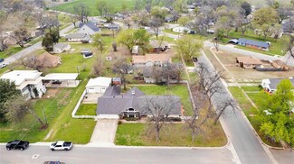 421 E Martin Ave, Pauls Valley, OK 73075