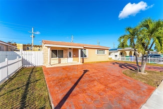 6841 SW 1st St, Miami, FL 33144