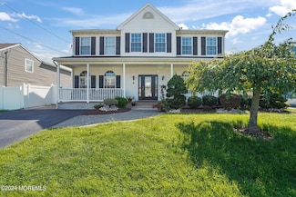 4 Anderson St, Union Beach, NJ 07735