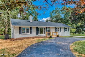 19427 Mercedes Dr, Abingdon, VA 24210