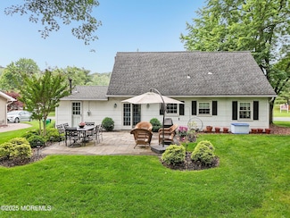 135 Ivy Hill Dr, Matawan, NJ 07747