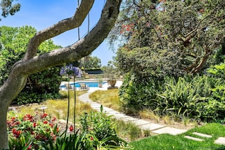 1205 Muirlands Dr, San Diego, CA 92037