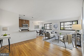 1200 S Arlington Ridge Rd Unit 418, Arlington, VA 22202