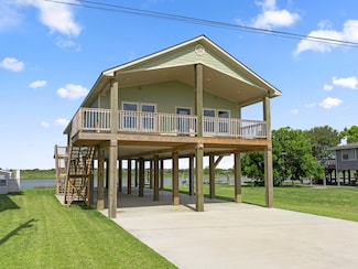 864 Seagull Rd, Bay City, TX 77414
