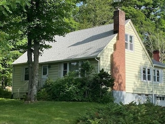 153 Upper Grand St, Highland, NY 12528