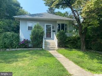 256 S Barrett Ave, Audubon, NJ 08106