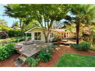2405 Knaus Rd, Lake Oswego, OR 97034