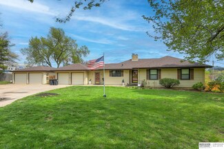 337 N 91st St, Omaha, NE 68114