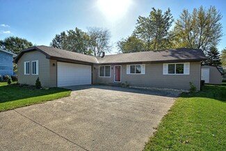 14 Laurel Ln, Grant Park, IL 60940
