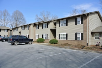 3502 Wind Hill Ct Unit 106, New Bern, NC 28560