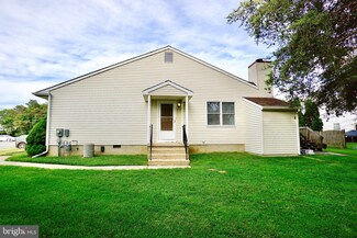 2293 Memorial Ct, Atco, NJ 08004