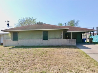4605 Branscomb Dr, Corpus Christi, TX 78411
