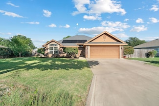 110 Westwood Ct, Cisco, TX 76437
