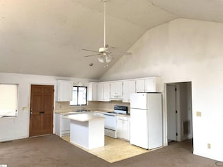 91 Orchard Dr, Inman, SC 29349
