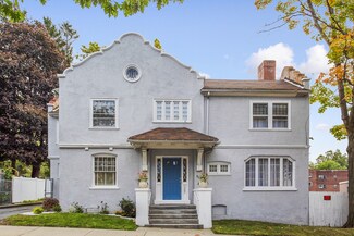 307 Union St, Springfield, MA 01105