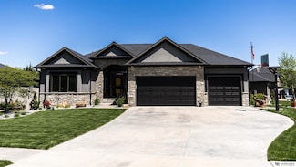 8540 Look Out Ln, Lincoln, NE 68526
