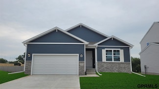 5504 N 188th St, Elkhorn, NE 68022
