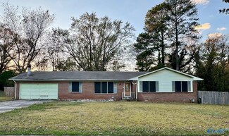 3111 Lewisburg Dr NW, Huntsville, AL 35810