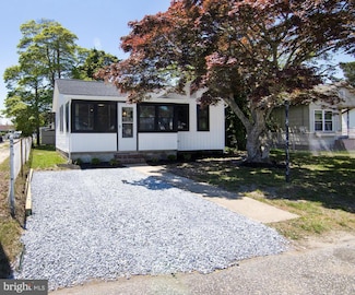 30 Pinetree Dr, Villas, NJ 08251