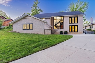 20601 Shelburne Rd, Shaker Heights, OH 44122