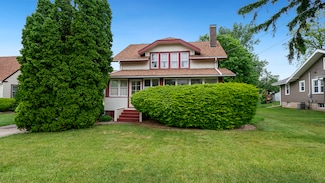 212 W Hitt St, Mount Morris, IL 61054