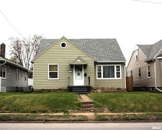 3510 Rockingham Rd, Davenport, IA 52802