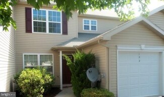 122 Oriole Ct, Hummelstown, PA 17036