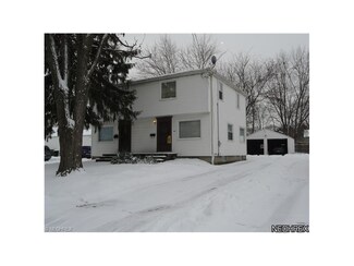 1926 3rd St, Cuyahoga Falls, OH 44221