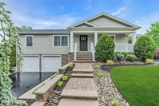 310 Wyckoff Rd, Eatontown, NJ 07724