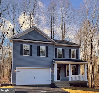 726 Lakeview Pkwy, Locust Grove, VA 22508