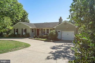 7814 Fort Hunt Rd, Alexandria, VA 22308