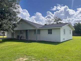 5009 Country Club Ct, Lake Charles, LA 70605